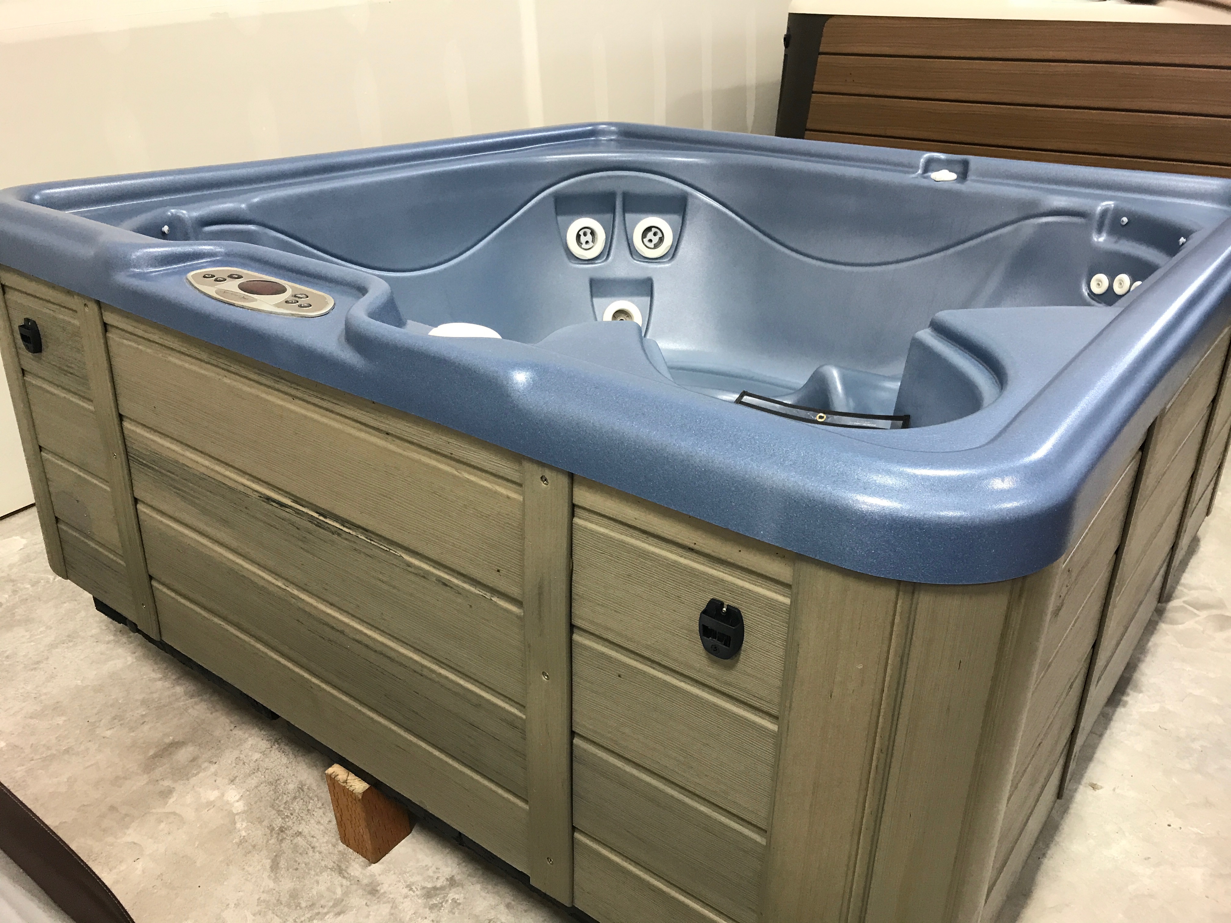 Tiger River Siberian Hot Tub