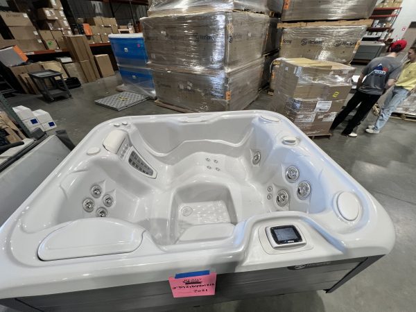 2021 Jetsetter LX